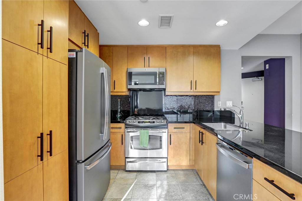 Long Beach, CA 90802,150 The Promenade North #409