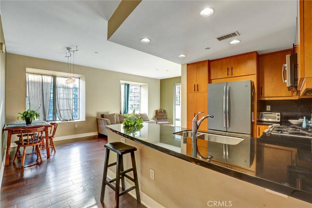Long Beach, CA 90802,150 The Promenade North #409