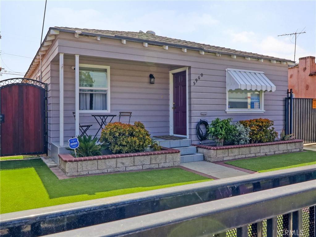 Long Beach, CA 90805,5960 Lime AVE
