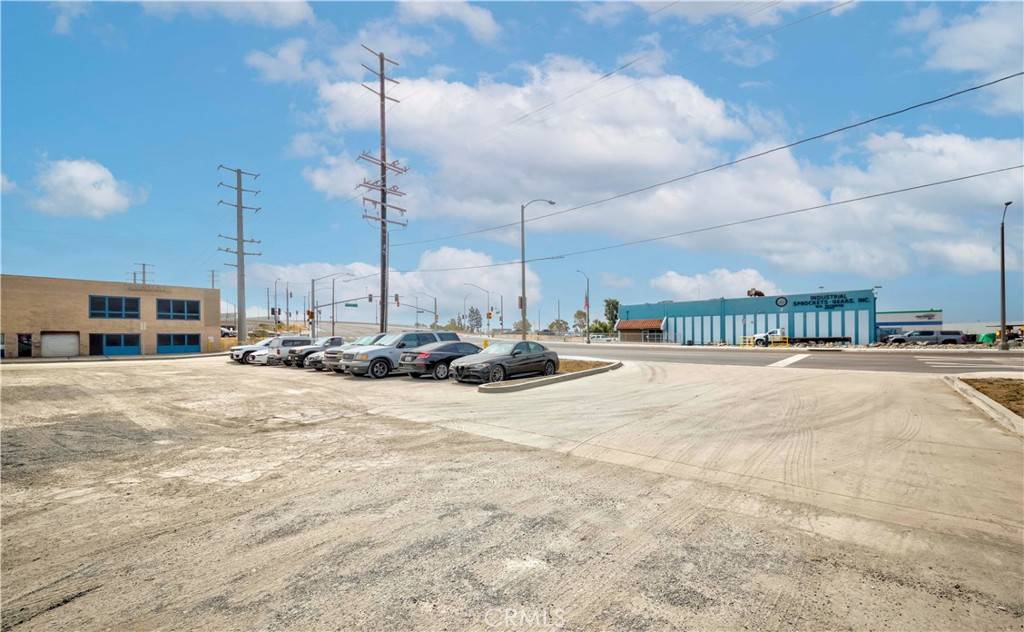 Santa Fe Springs, CA 90670,13649 Rosecrans AVE