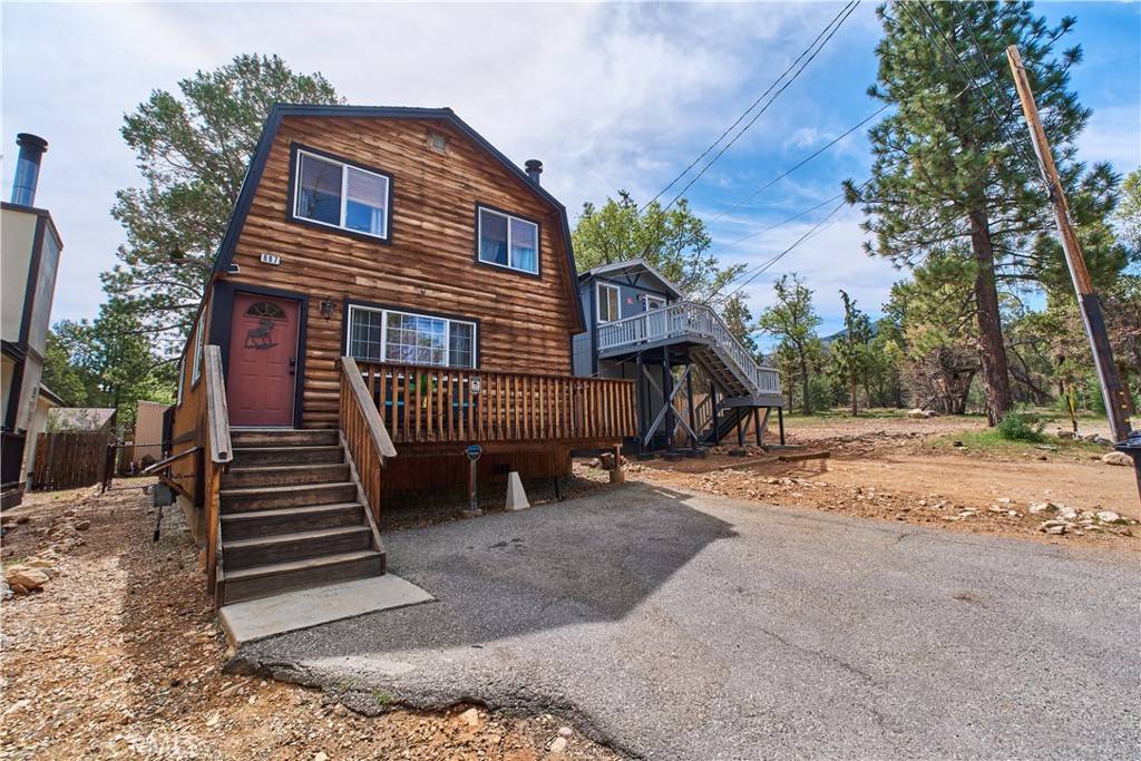 Sugarloaf, CA 92386,887 Vista AVE