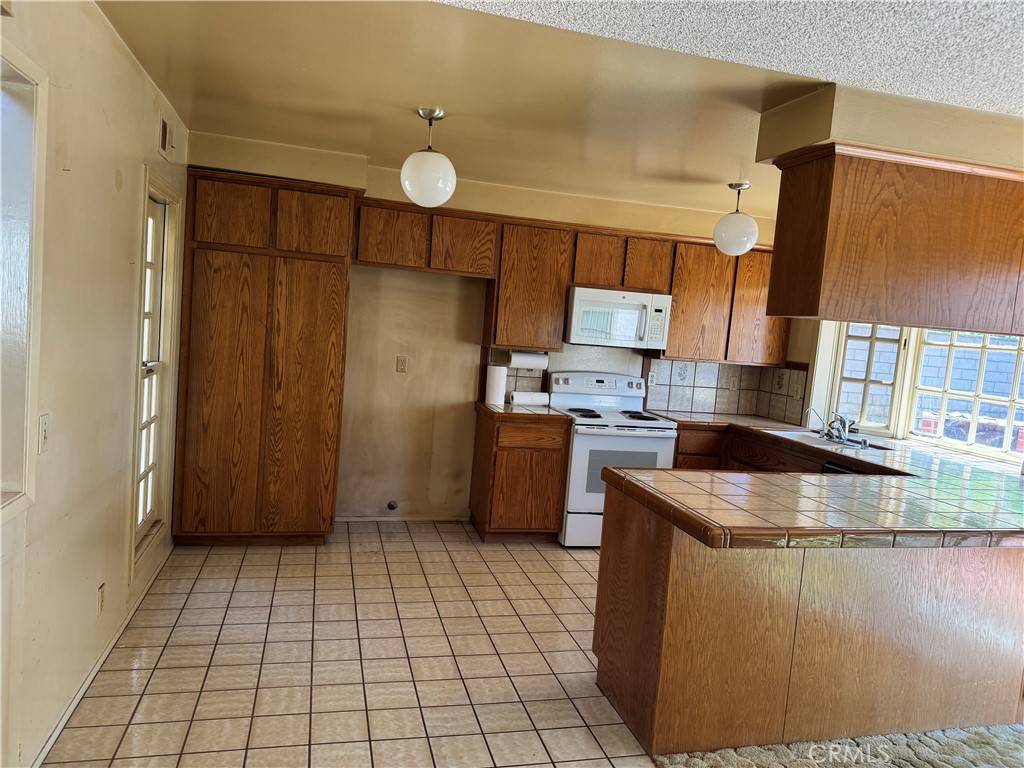 Irvine, CA 92603,19412 Sierra Chula RD