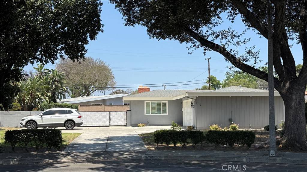 Fullerton, CA 92831,1719 Central AVE