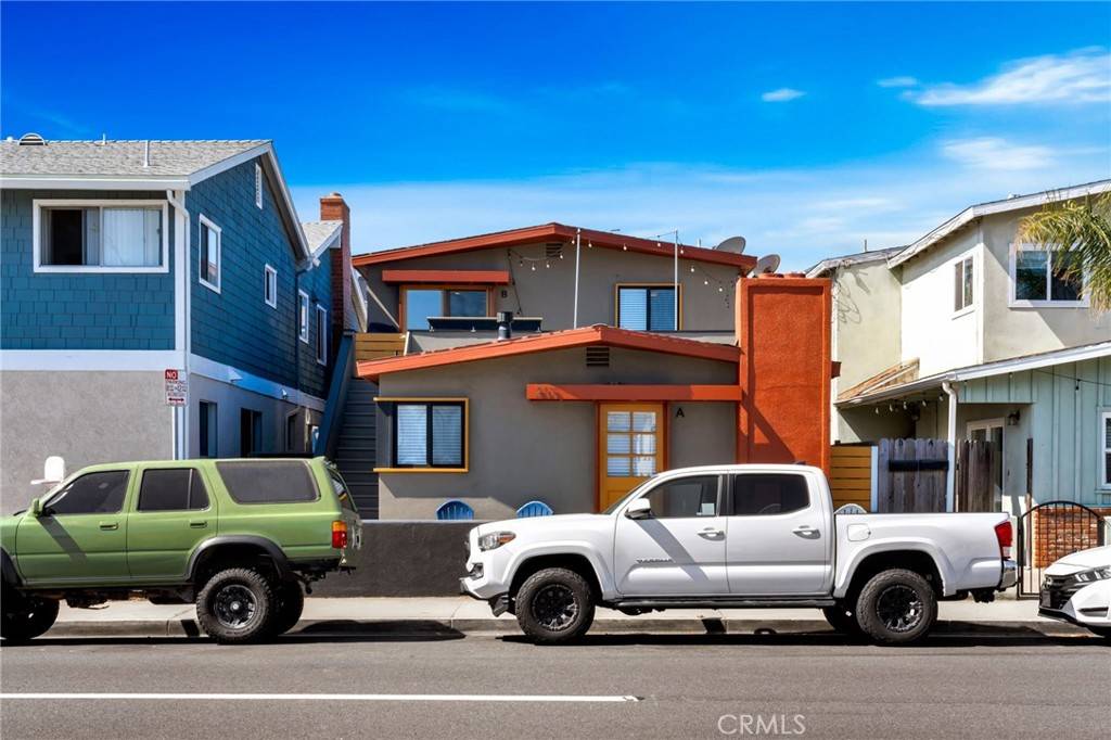 Newport Beach, CA 92661,217 E Balboa BLVD