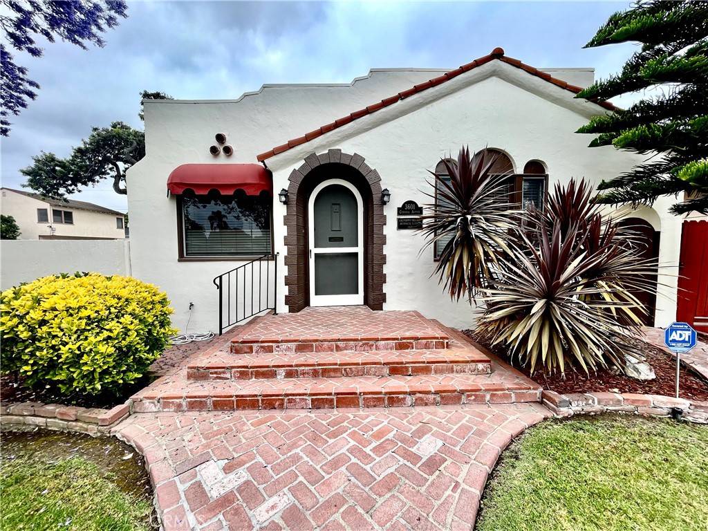 Long Beach, CA 90807,3601 Cerritos AVE