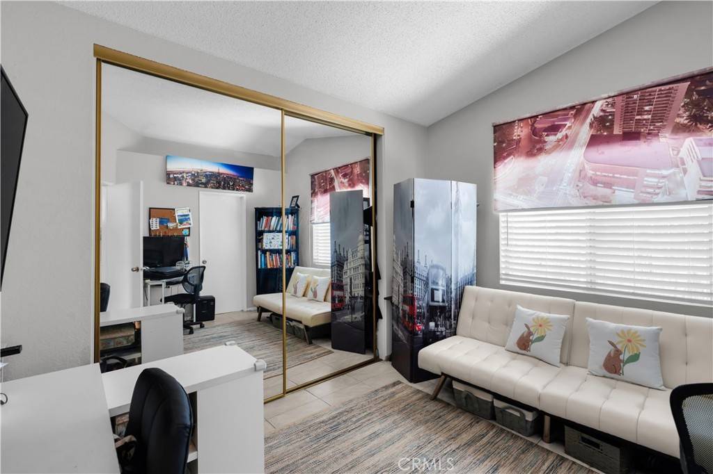 Victorville, CA 92392,12268 Pluto DR
