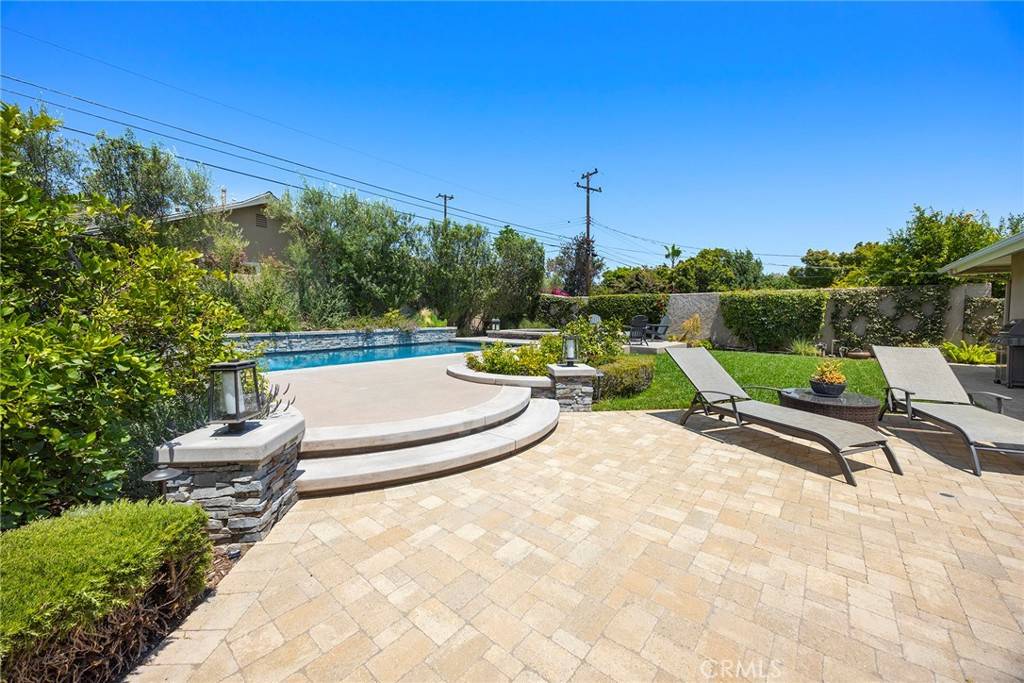 North Tustin, CA 92705,1831 Cockscrow LN