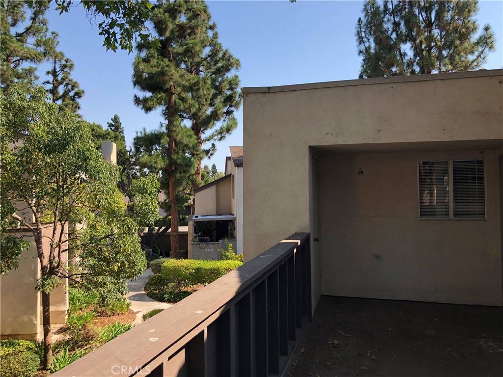 Santa Ana, CA 92701,1240 Cabrillo Park