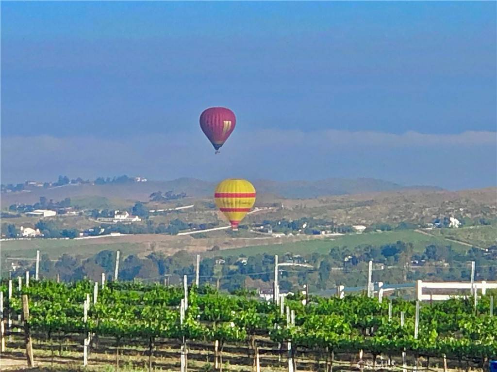 Temecula, CA 92592,39140 Gray Squirrel RD