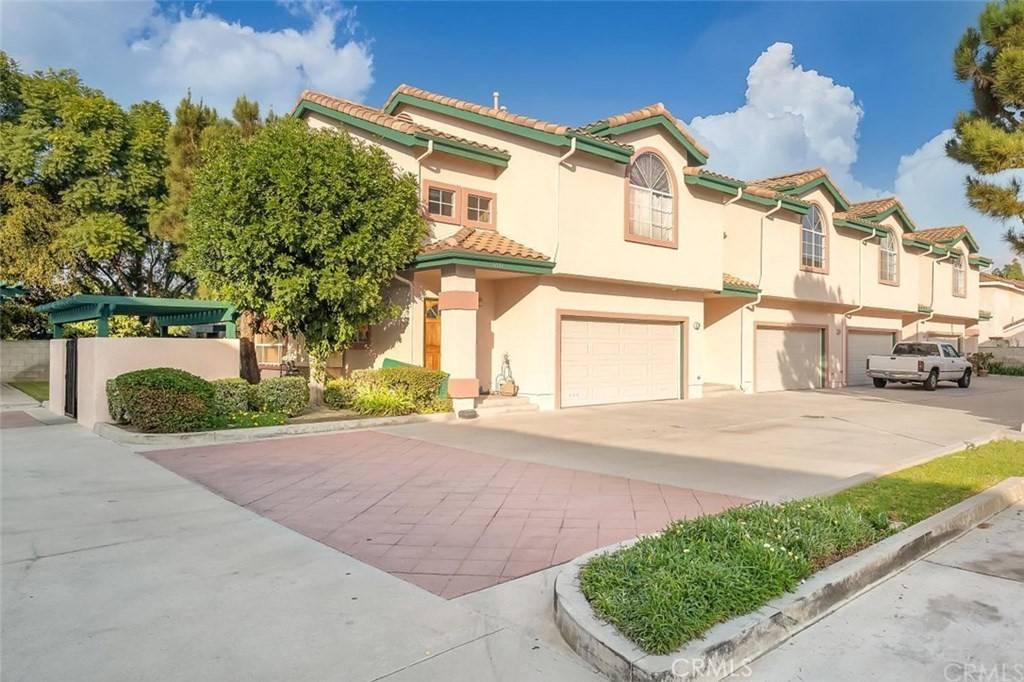 Norwalk, CA 90650,11113 Barnwall ST