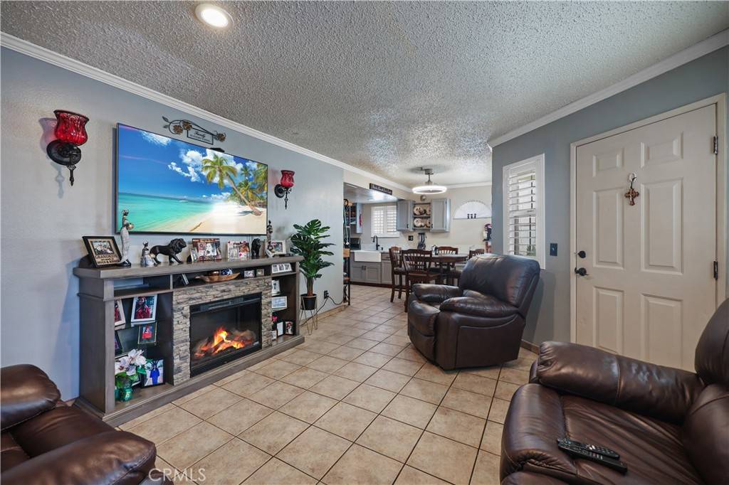 Downey, CA 90242,9317 Elm Vista DR #9