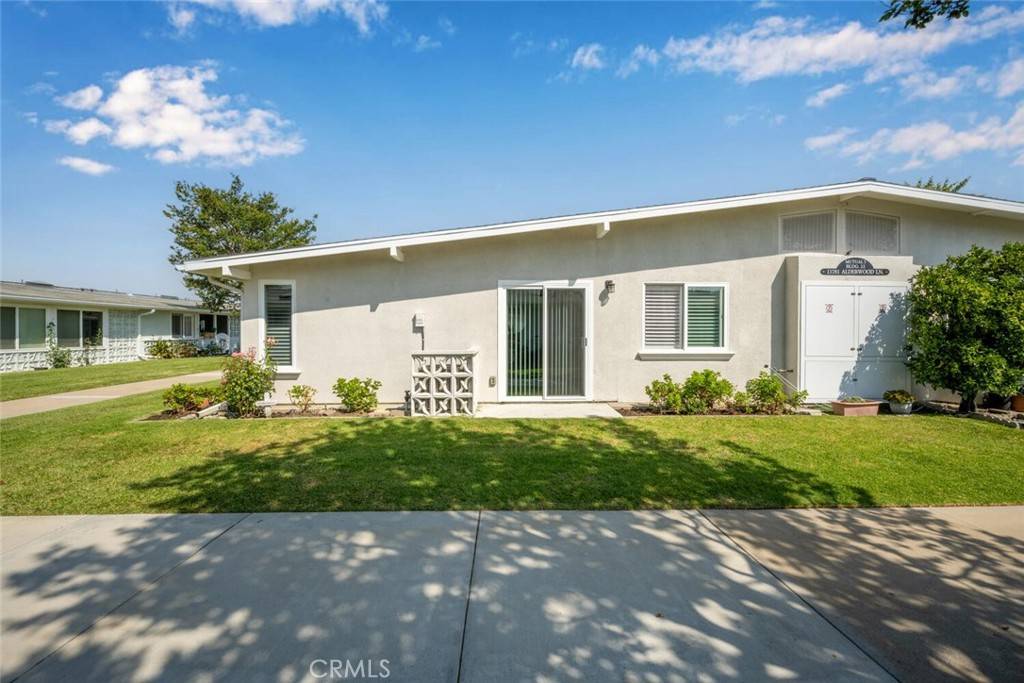Seal Beach, CA 90740,13781 Alderwood LN #22A