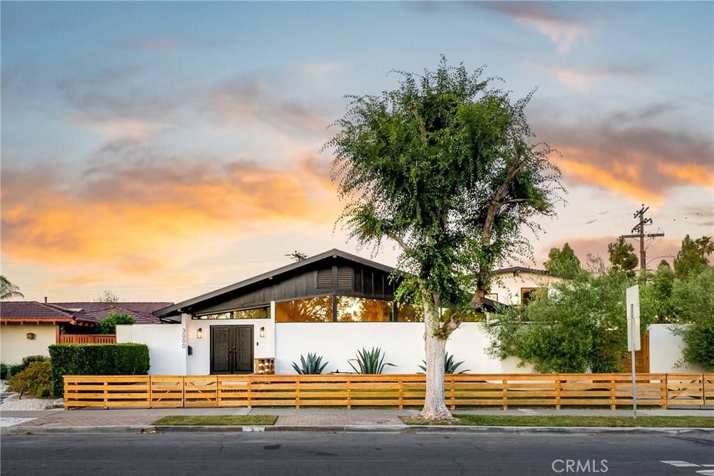 Costa Mesa, CA 92626,3000 Country Club DR