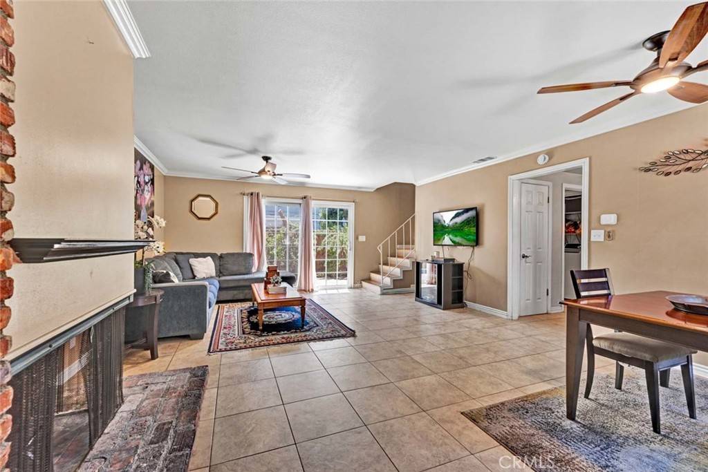 Tustin, CA 92780,1125 E 1st ST