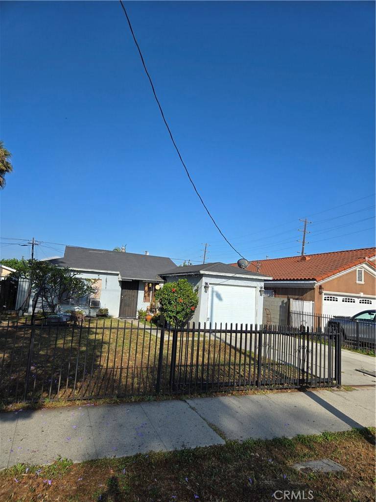Wilmington, CA 90744,1610 Broad AVE