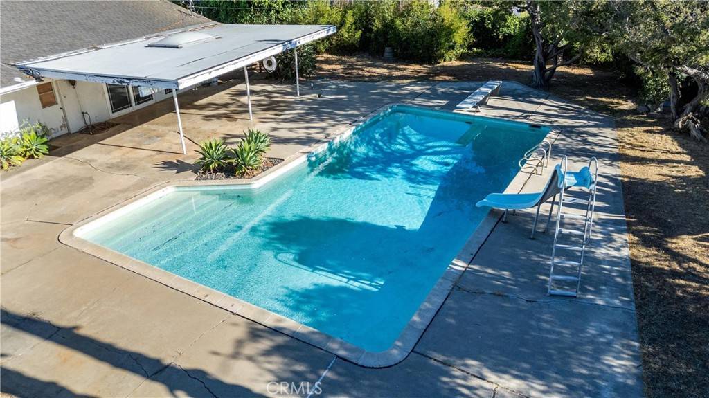 Santa Ana, CA 92705,13621 Winthrope ST