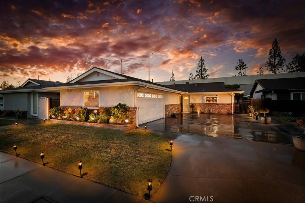 Lakewood, CA 90713,6637 Dillman ST