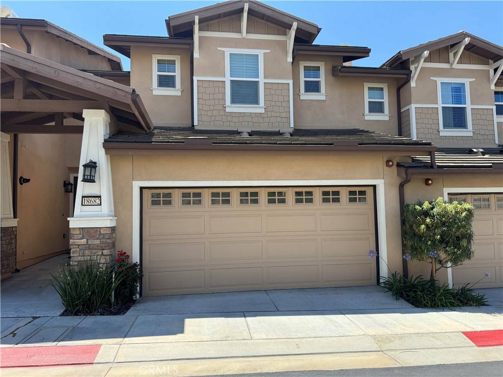 Yorba Linda, CA 92886,18682 Clubhouse DR