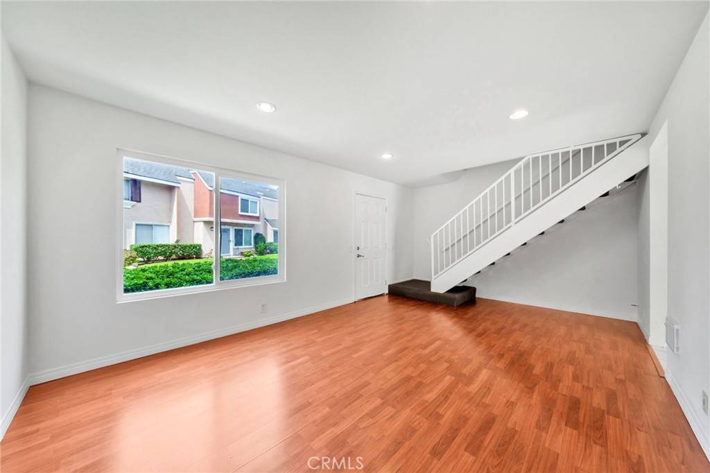 Irvine, CA 92604,6 Raleigh