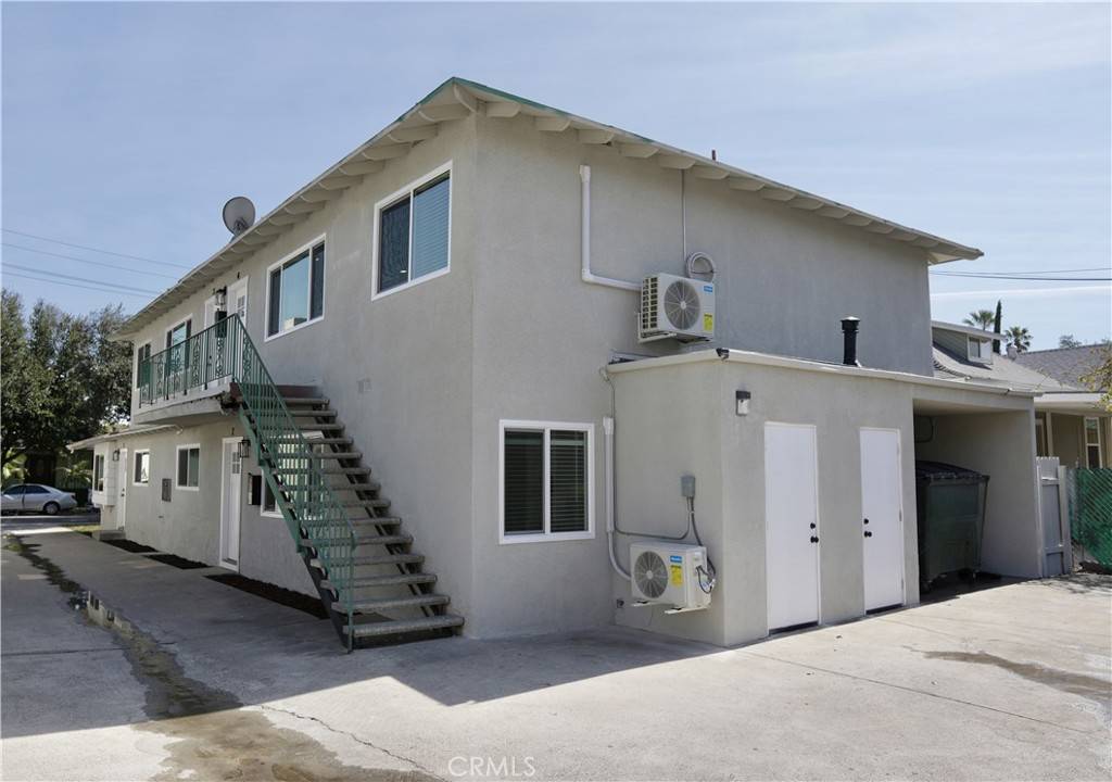Pasadena, CA 91104,895 N Euclid AVE #3