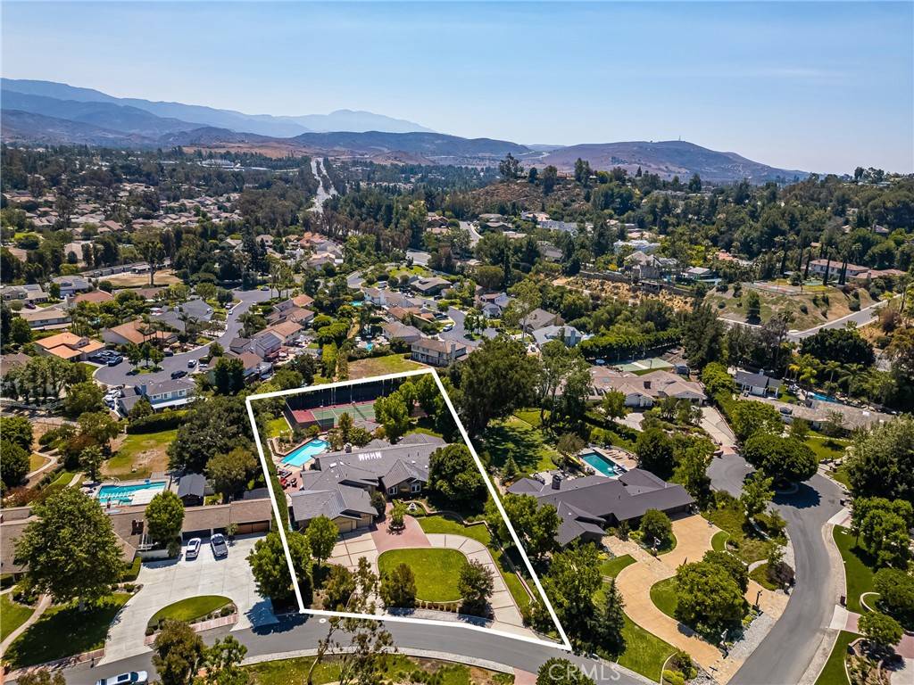 Orange, CA 92869,571 N Turnabout Rd