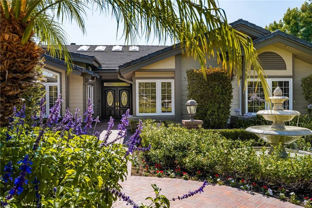 Orange, CA 92869,571 N Turnabout Rd