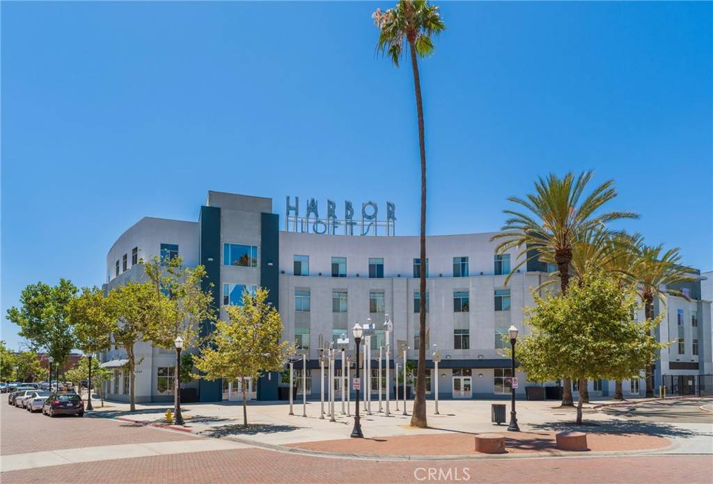 Anaheim, CA 92805,435 W Center Street #429