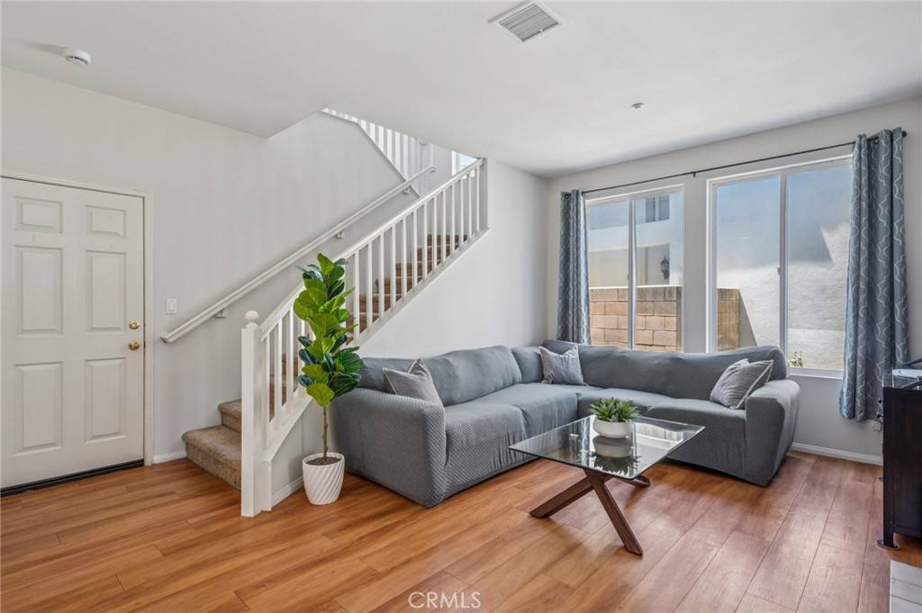 Placentia, CA 92870,1757 Pierce LN
