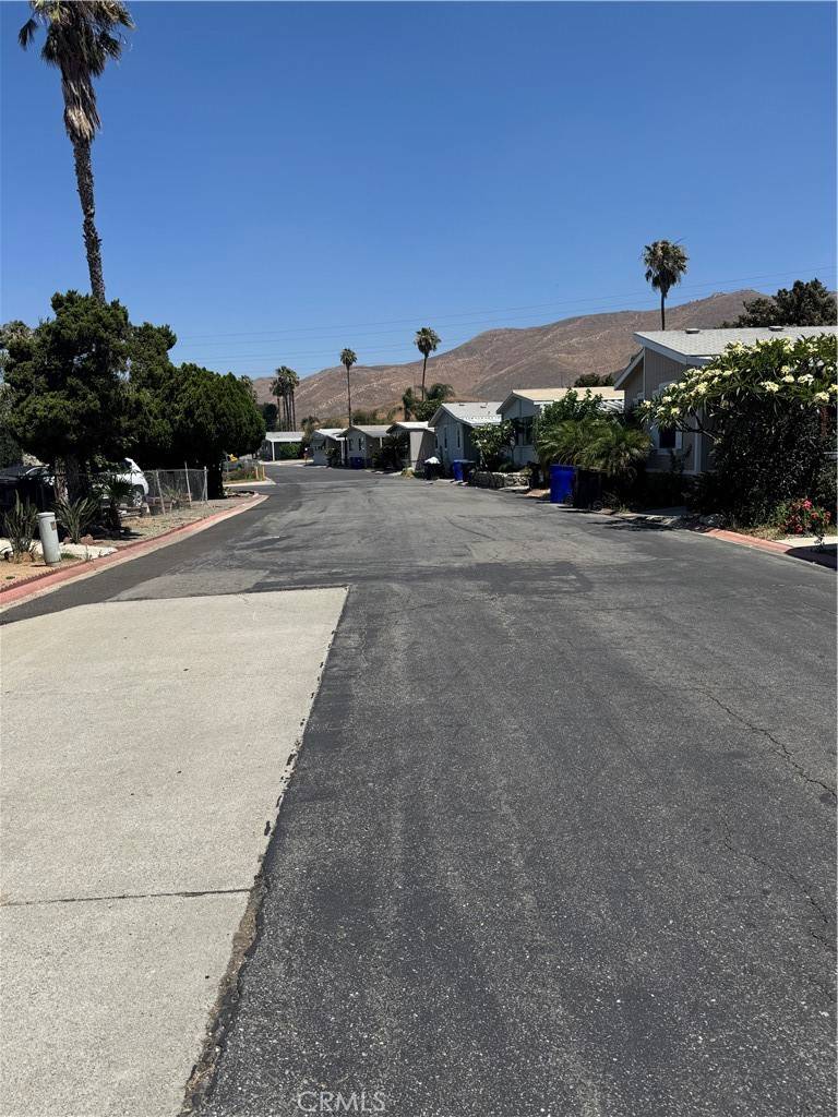 Jurupa Valley, CA 92509,4041 Pedley RD #13