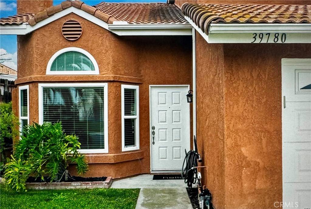 Temecula, CA 92591,39780 Oak Cliff DR