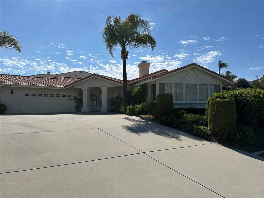 Hemet, CA 92544,26617 Garrett Ryan CT