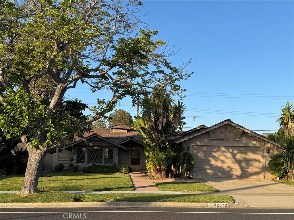 Los Alamitos, CA 90720,12672 Foster RD