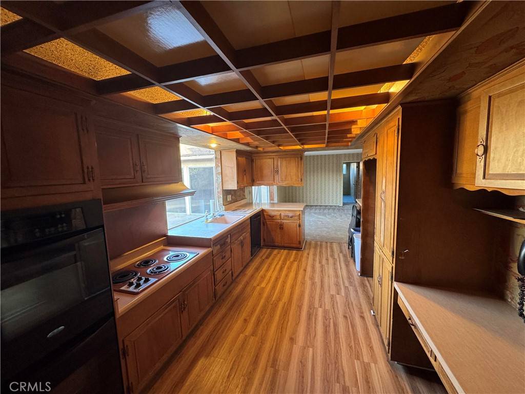 Los Alamitos, CA 90720,12672 Foster RD