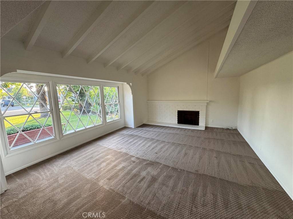 Los Alamitos, CA 90720,12672 Foster RD