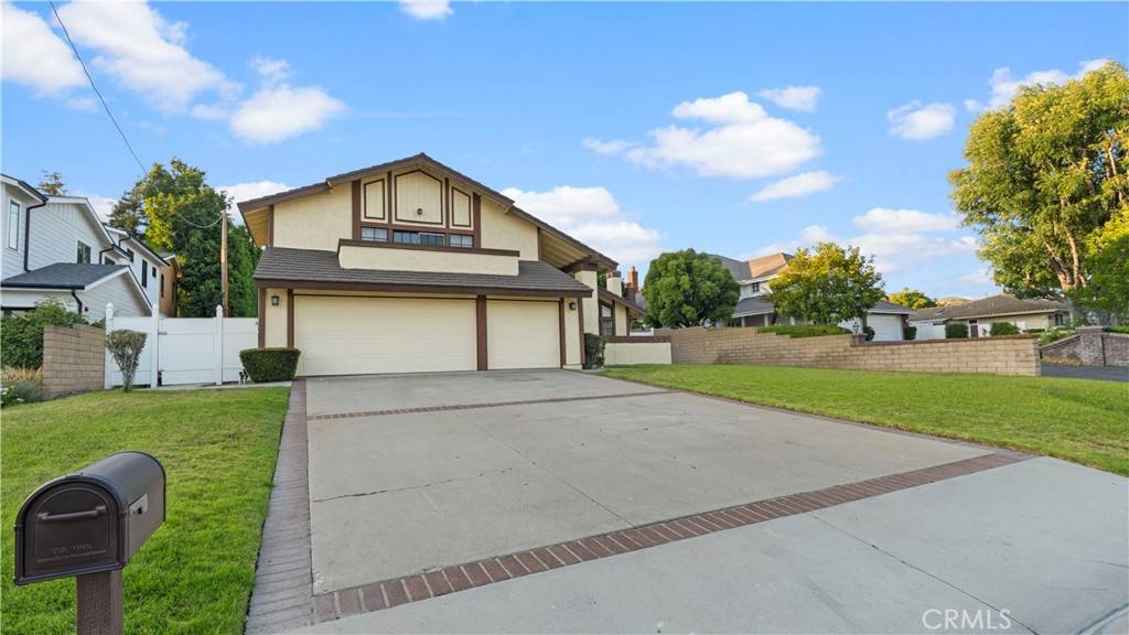 Villa Park, CA 92861,18675 Valley DR
