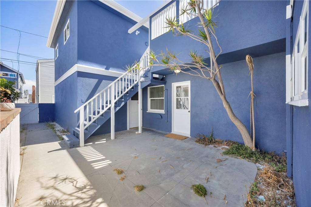 Newport Beach, CA 92663,502 36th ST #B