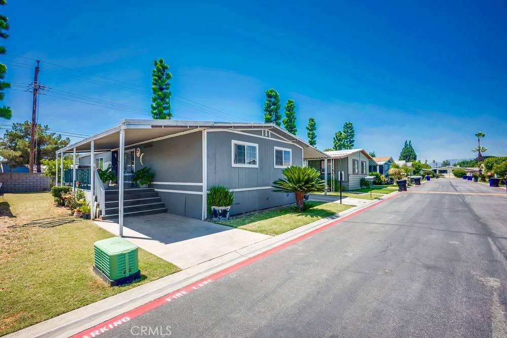 Fontana, CA 92335,17400 Valley Blvd #50
