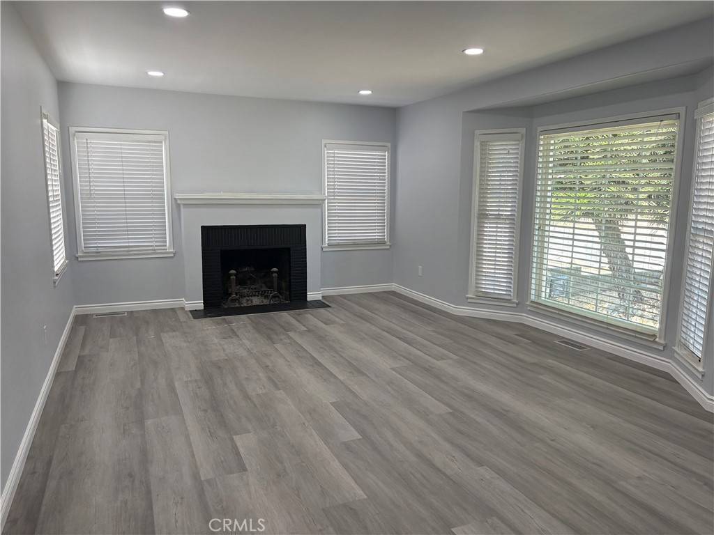 Montebello, CA 90640,221 N 18th ST