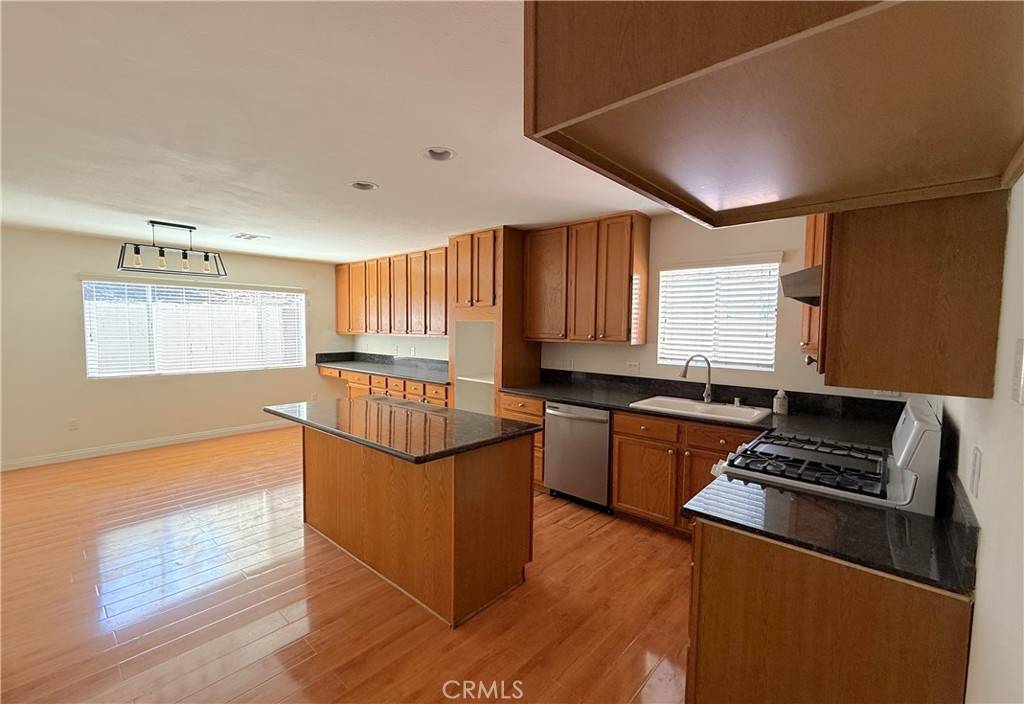 La Mirada, CA 90638,14541 Rayfield DR