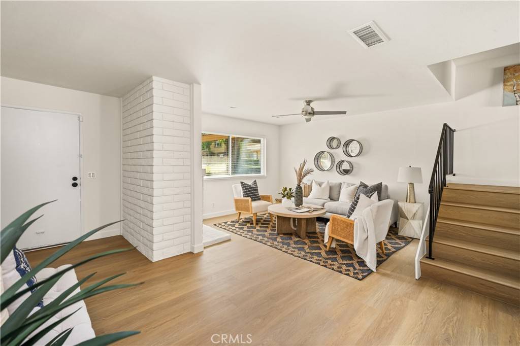 Placentia, CA 92870,206 Bay Meadows DR