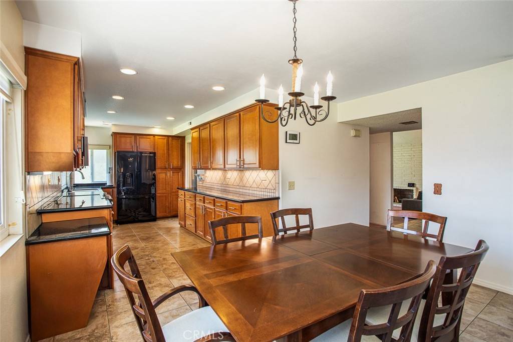 Westminster, CA 92683,14772 Forrest LN
