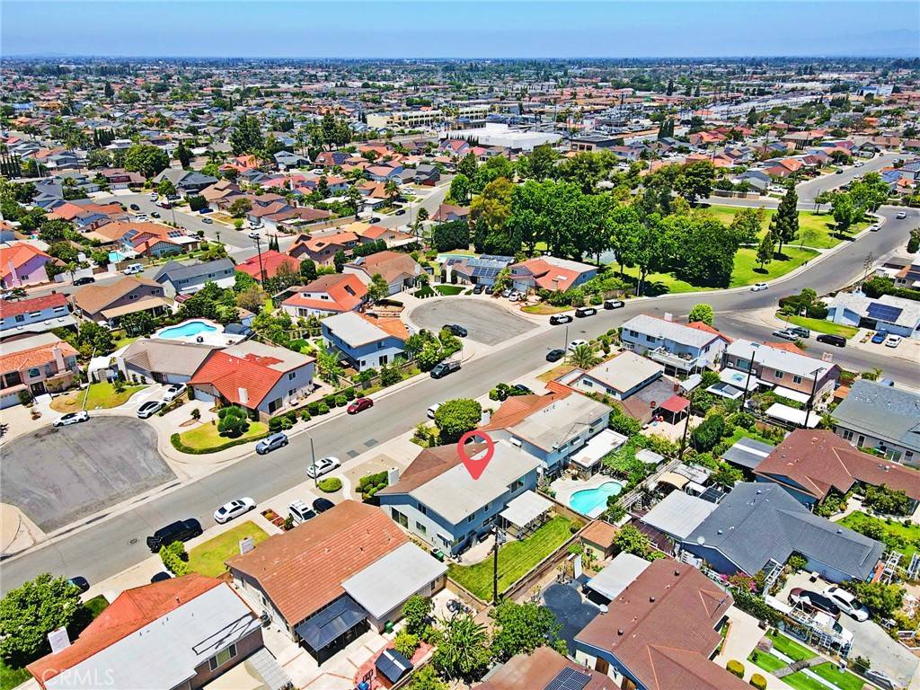 Westminster, CA 92683,14772 Forrest LN