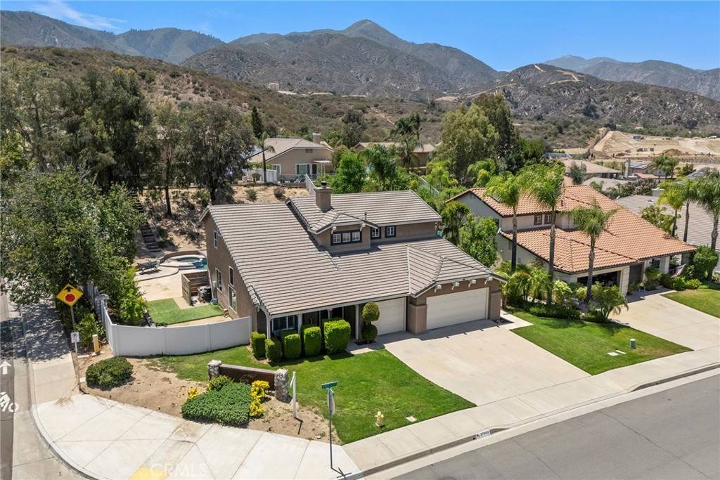 Corona, CA 92883,27509 Colt DR