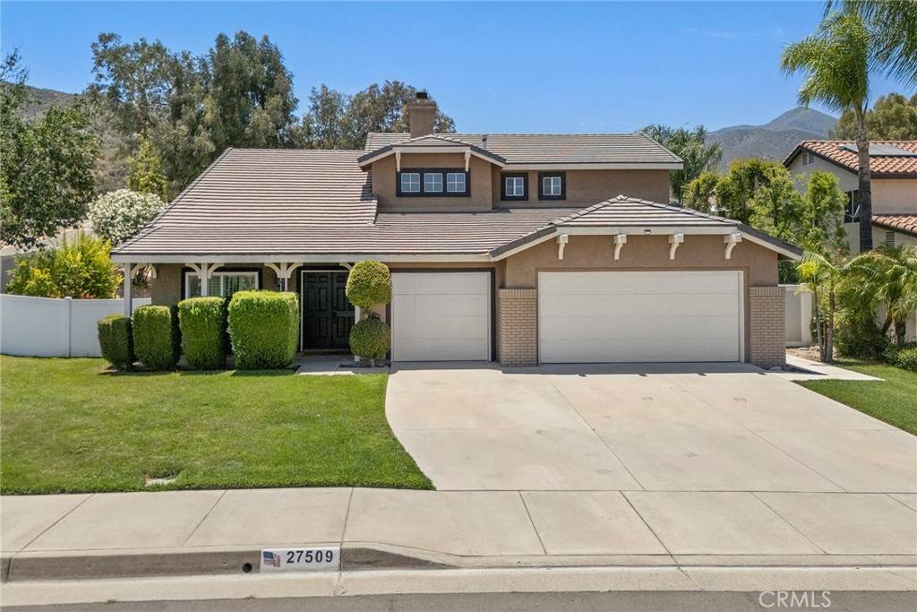 Corona, CA 92883,27509 Colt DR
