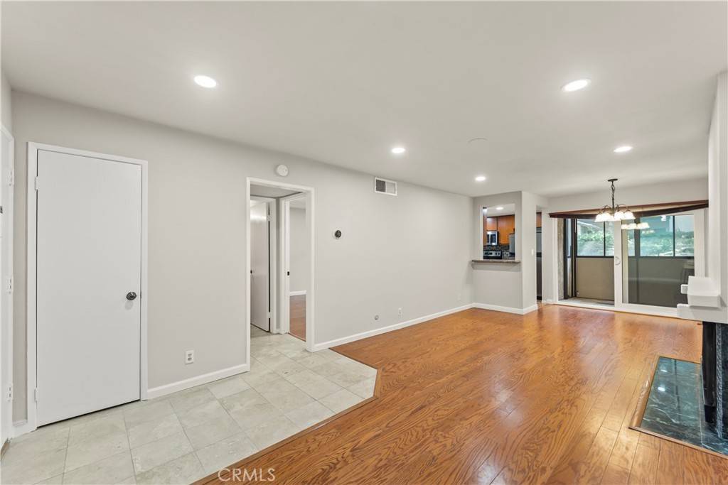 Culver City, CA 90230,7109 Summertime LN