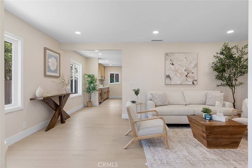 Los Alamitos, CA 90720,11091 Ranger DR