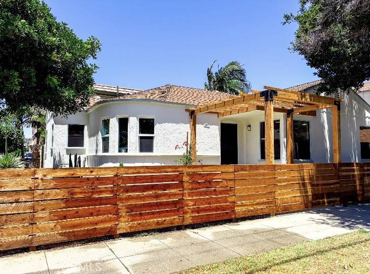 Long Beach, CA 90806,489 W Hill ST