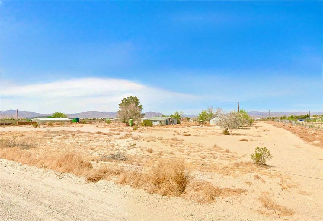 Lucerne Valley, CA 92356,34774 Old Woman Springs RD
