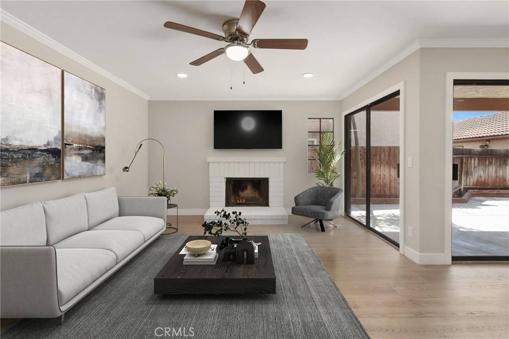 Anaheim, CA 92801`,2639 Cameron #119