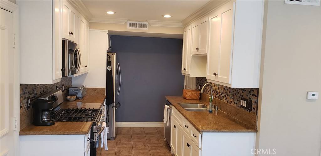 Mission Viejo, CA 92691,26053 Via Pera #B2